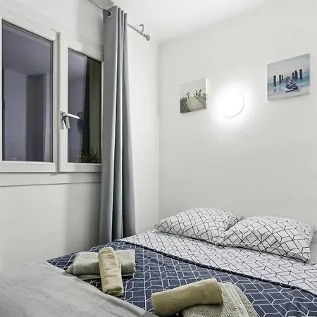 Appartement T2 A Frejus Exterior photo