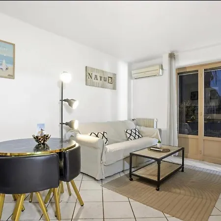 Appartement T2 A Frejus Exterior photo