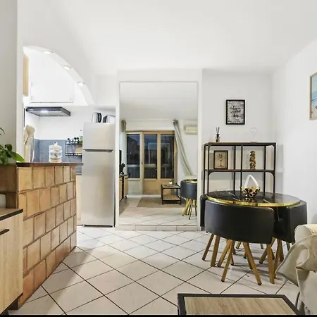Appartement T2 A Frejus Exterior photo